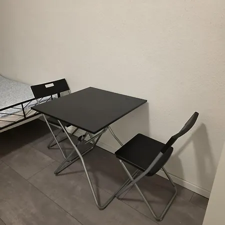 Modernes & Einfaches Uebernachten Gæstehus *