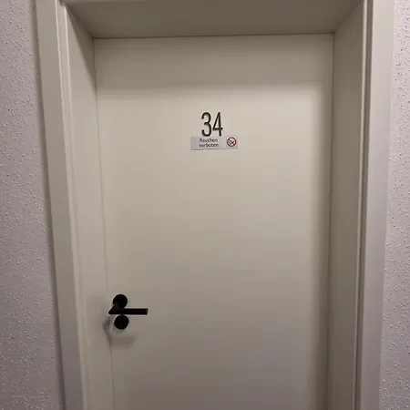 Modernes&einfaches übernachten Pensión *